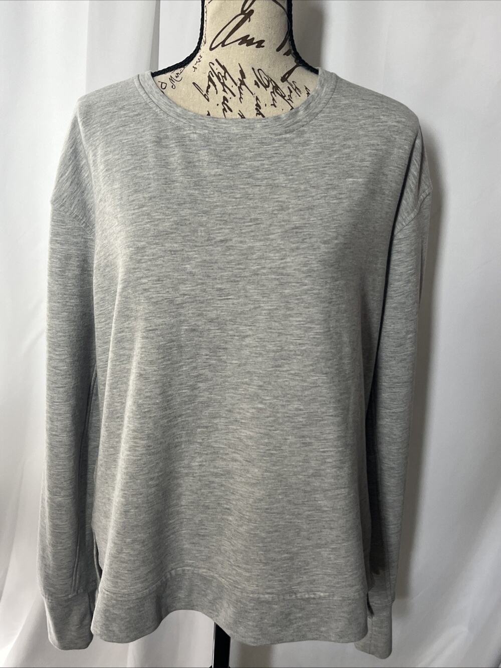 Victoria Sport by Victoria’s Secret Gray Open-Back Sweatshirt Women’s Size Large